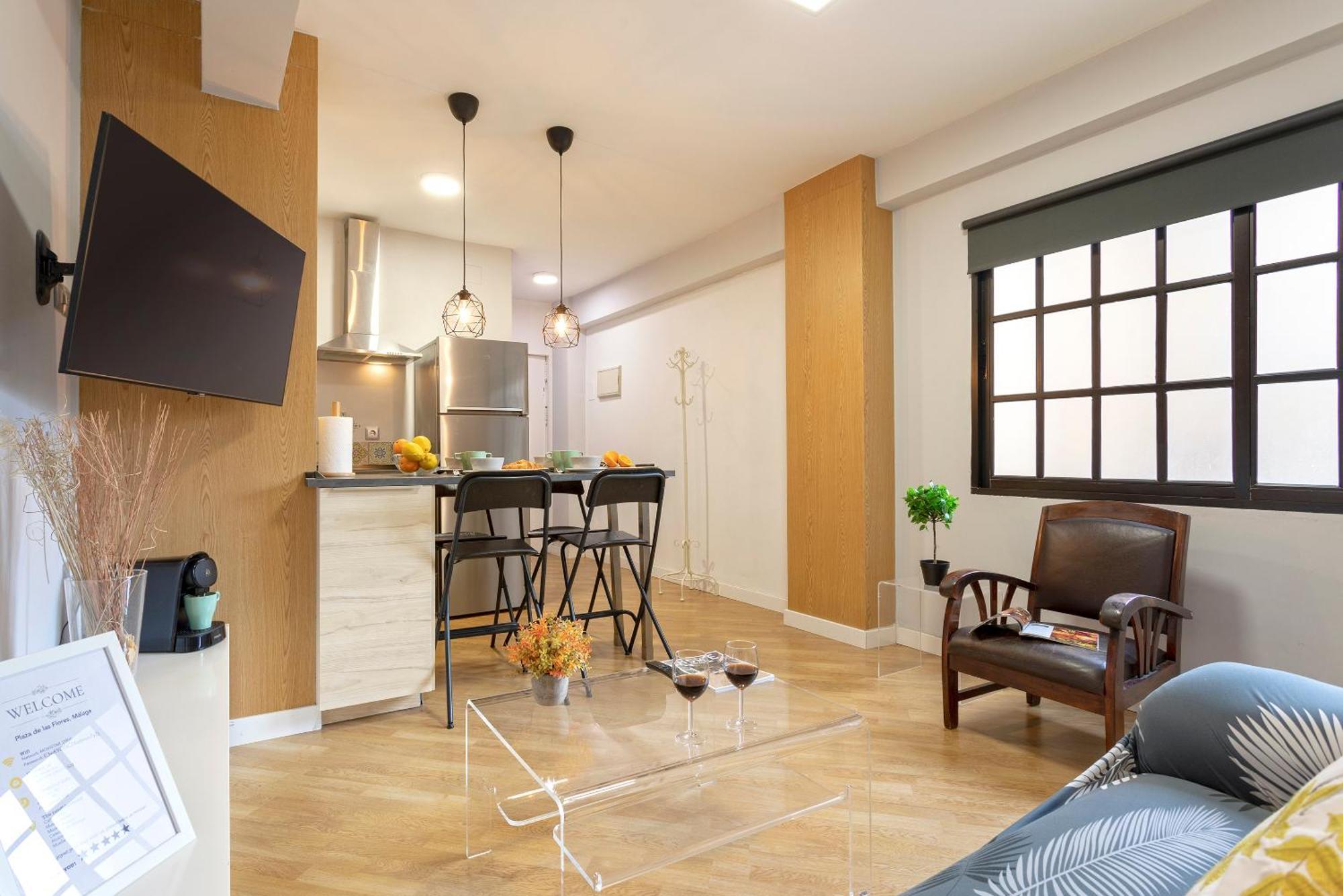 Coqueto Apartamento Junto A Calle Larios By Rent Me Malaga Exterior photo