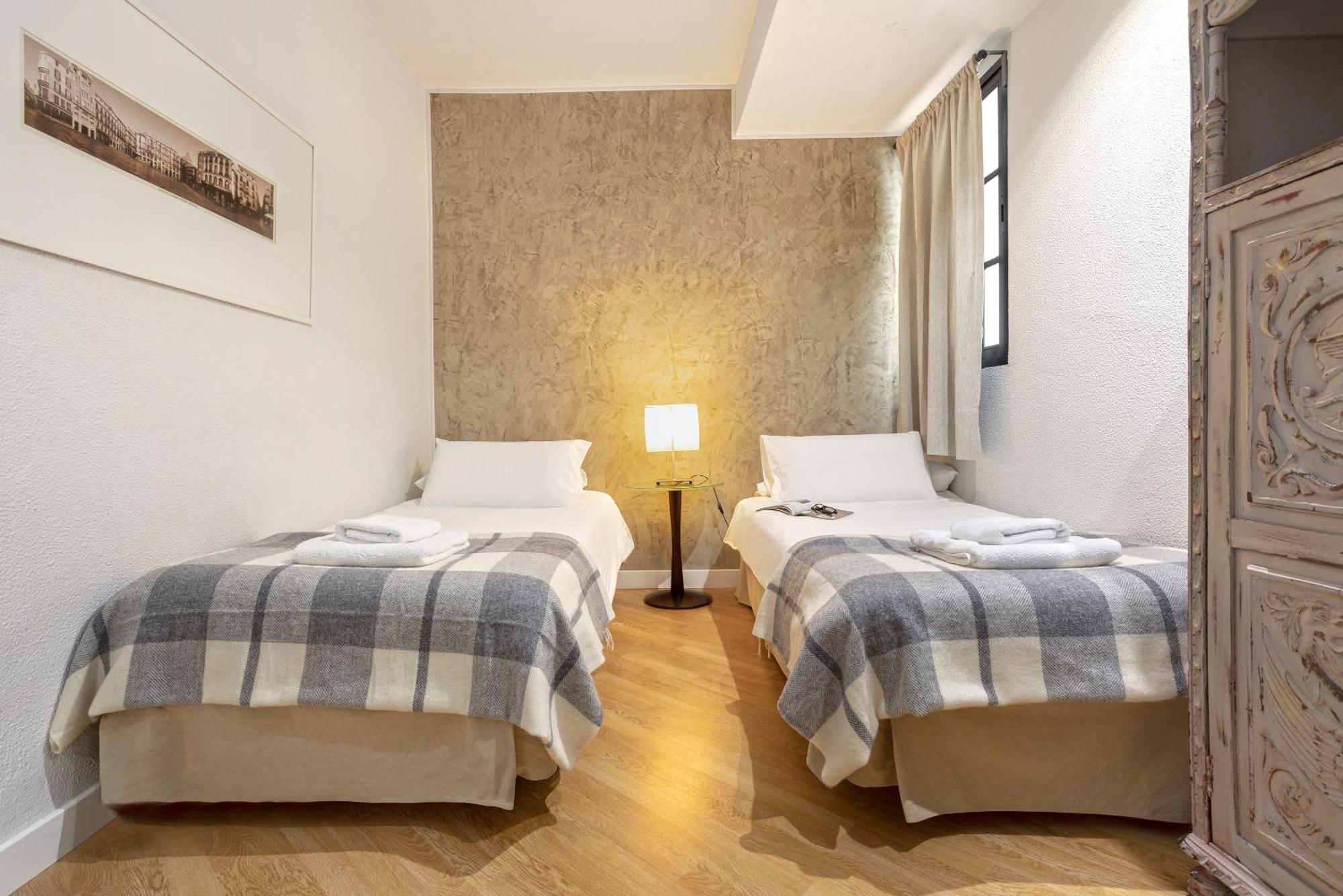 Coqueto Apartamento Junto A Calle Larios By Rent Me Malaga Exterior photo