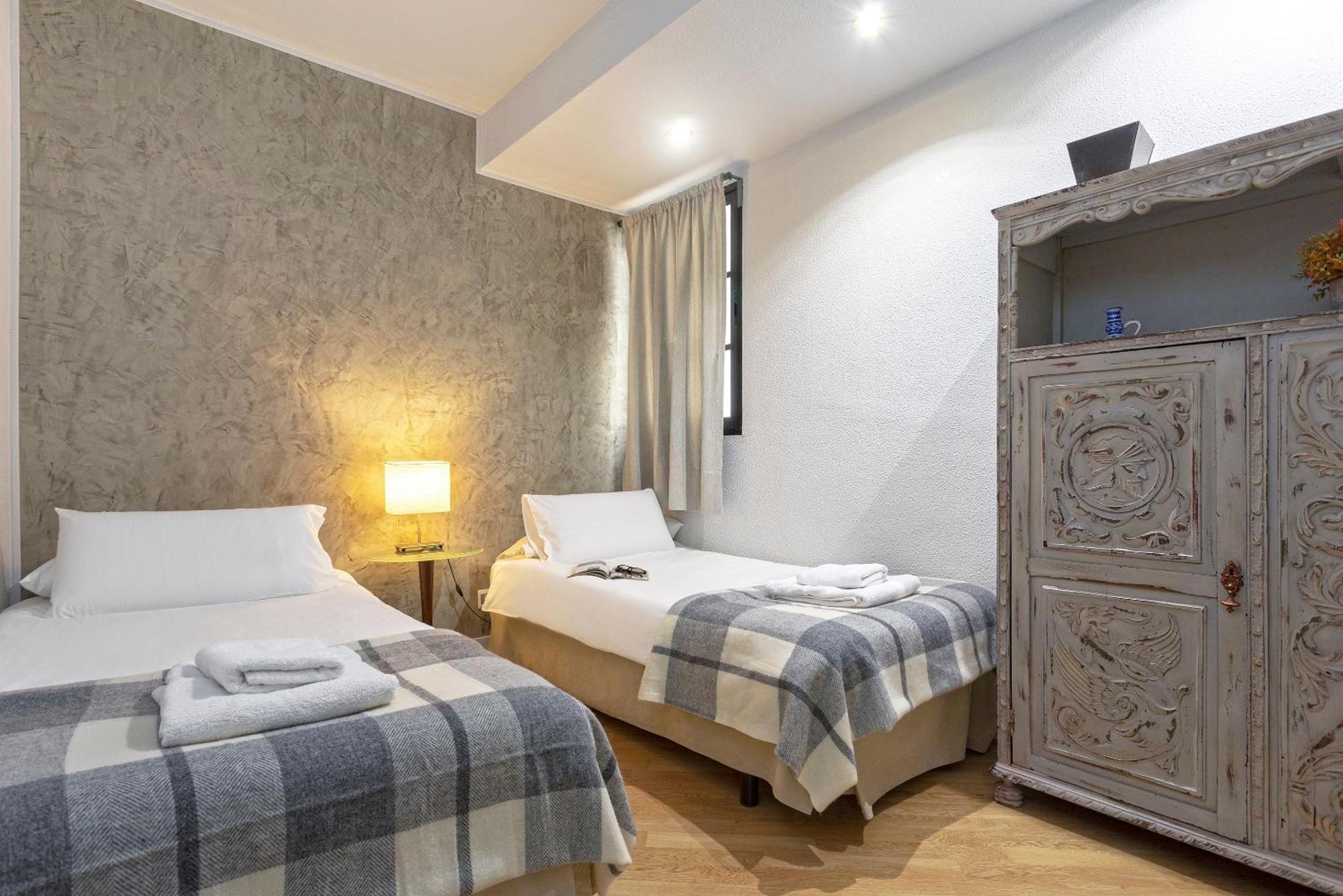 Coqueto Apartamento Junto A Calle Larios By Rent Me Malaga Exterior photo